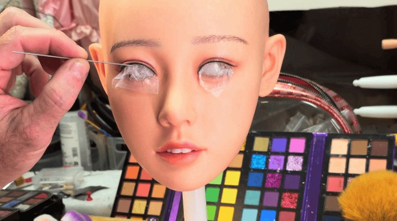 Reapplying lashes to sex doll
